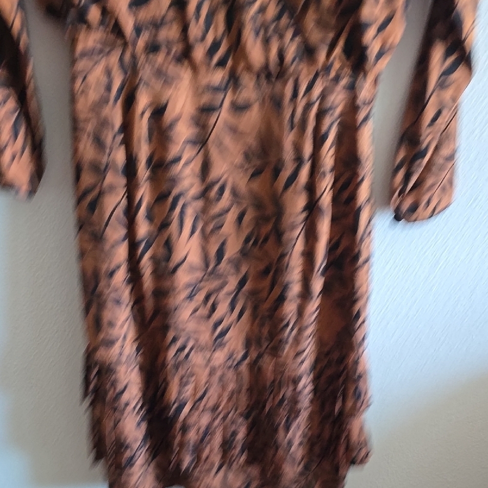 Brown Long Sleeve Wrap Dress with V-Neck - Picture 13 of 14